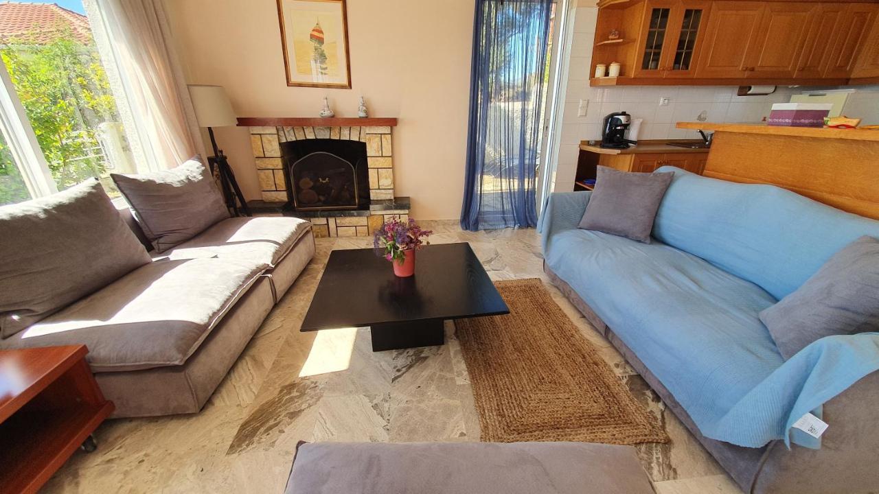 Villa Pinelopi Kalamata Exteriör bild